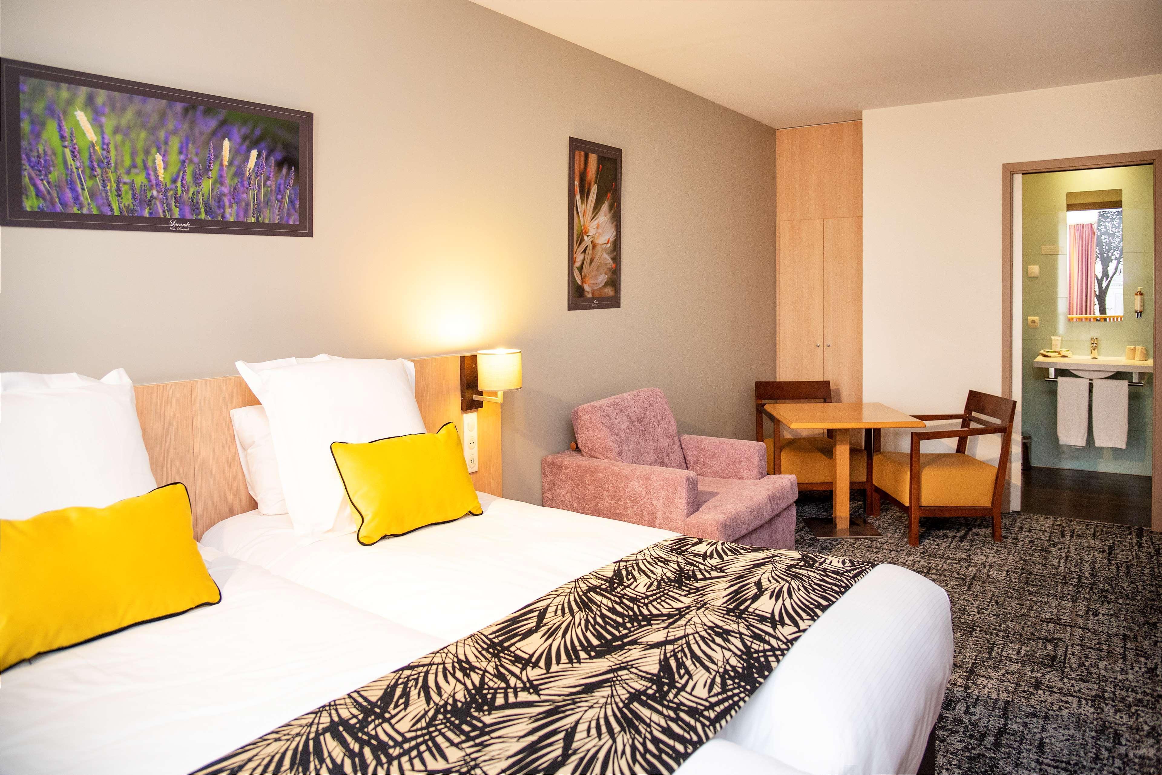 Western Colbert Hotel 4*