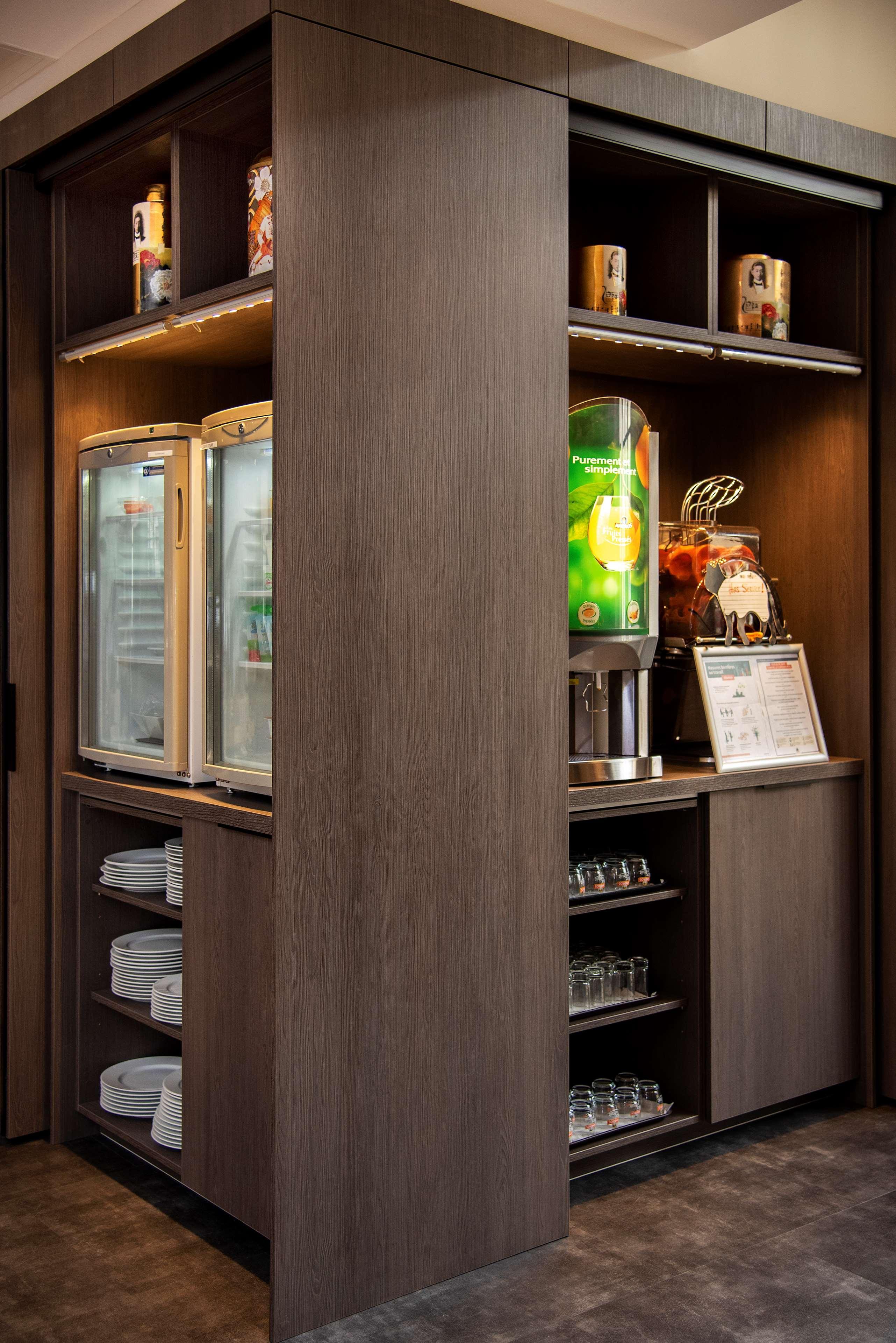 Western Colbert Hotel 4*