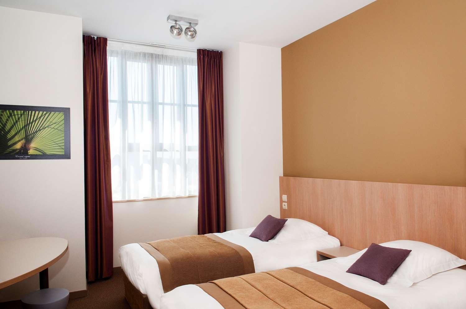 Hotel Western Colbert 4*