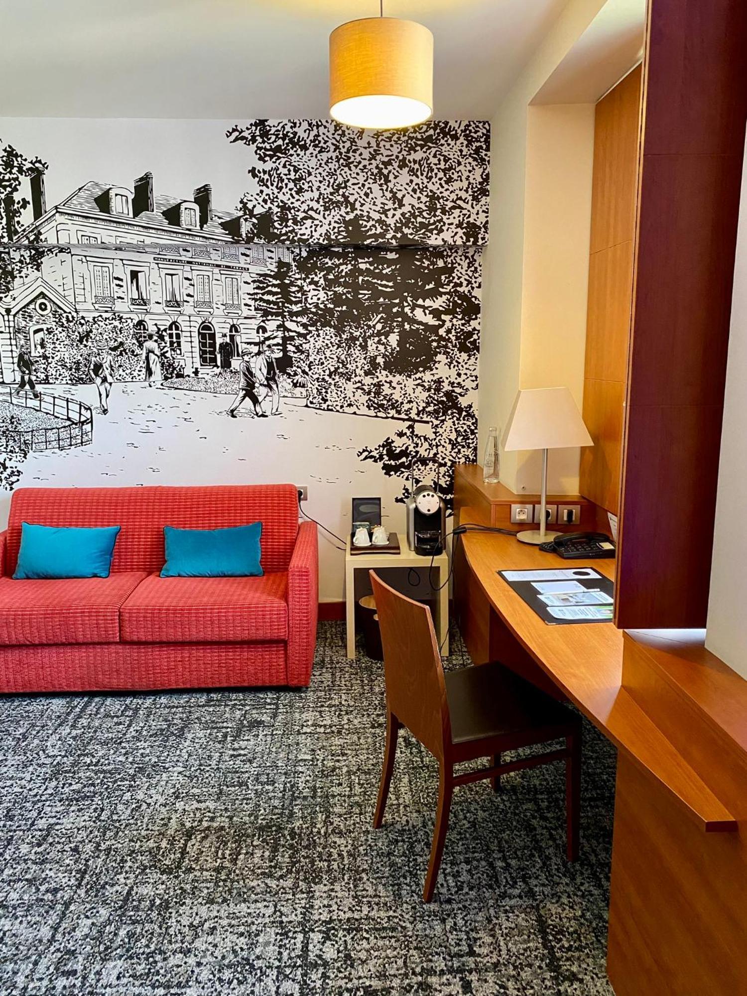 Hotel Western Colbert 4*